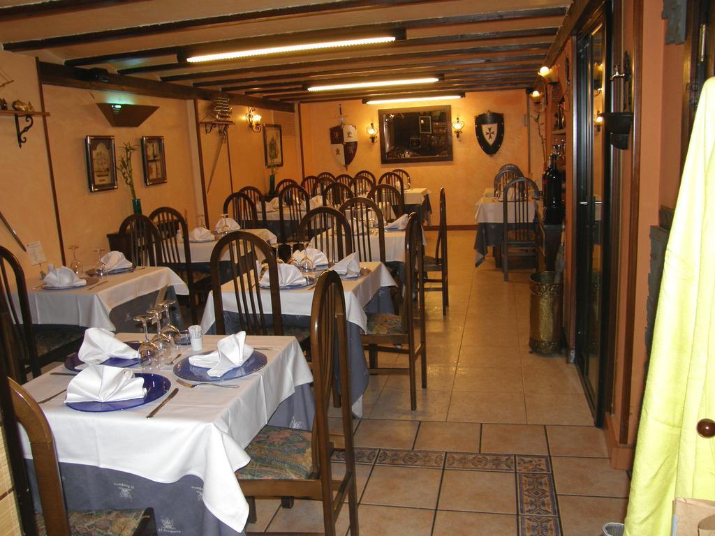 Hostal El Pesquero Burgo 외부 사진